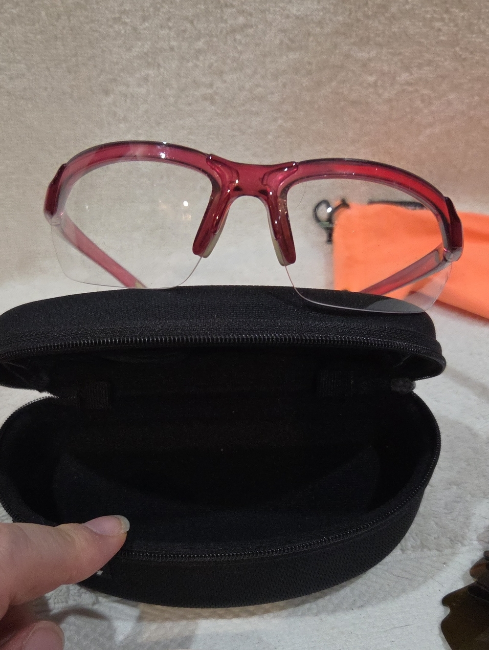 SMITH SUNGLASSES WITH INTERCHANGABLE LENSES